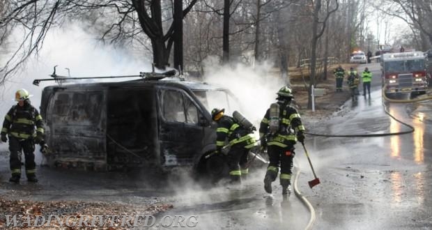 Beach Rd. Vehicle Fire January 2016 Photo By. RiverheadLocal 